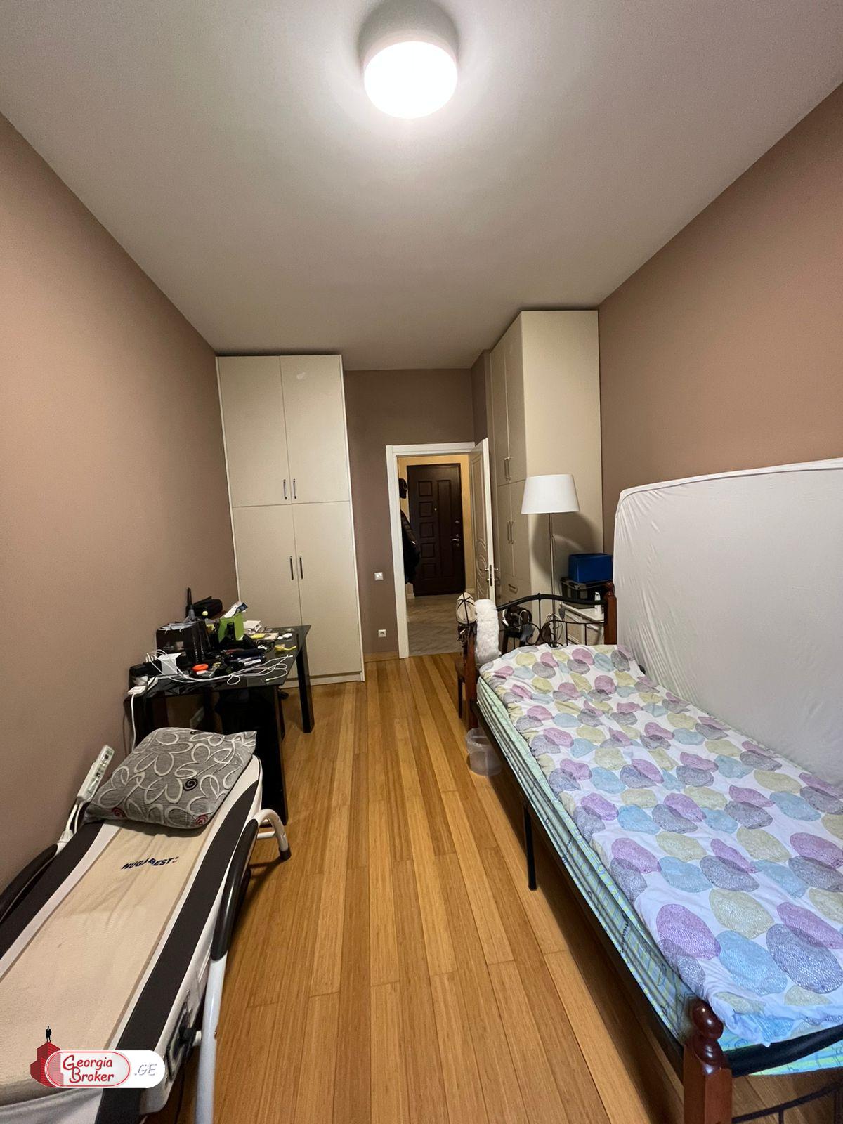 nearly repaired 5-room apartment for sale